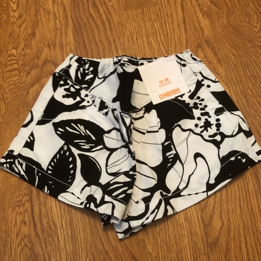 Gymboree NWT size 12-18 shorts